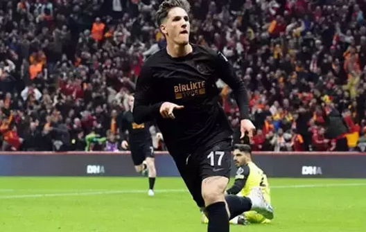 Foto - O futbolcu geri mi dönüyor? Resmen deliye döndüler… Beklenen rakam ortaya çıktı!