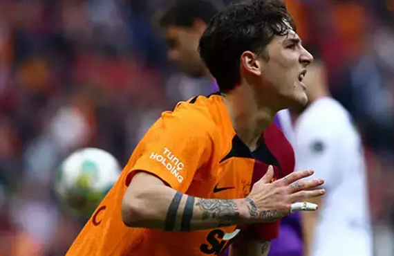 Foto - O futbolcu geri mi dönüyor? Resmen deliye döndüler… Beklenen rakam ortaya çıktı!