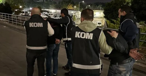O gazeteci çarpıcı detayları açıkladı! Uğur Dündar sorgu odasında ne konuştu?
