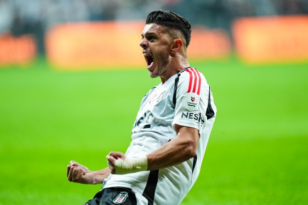 Foto - O gerçeği çarpıttılar: Rafa Silva’ya tekme üstüne tekme! Birleşme kararı çıktı…