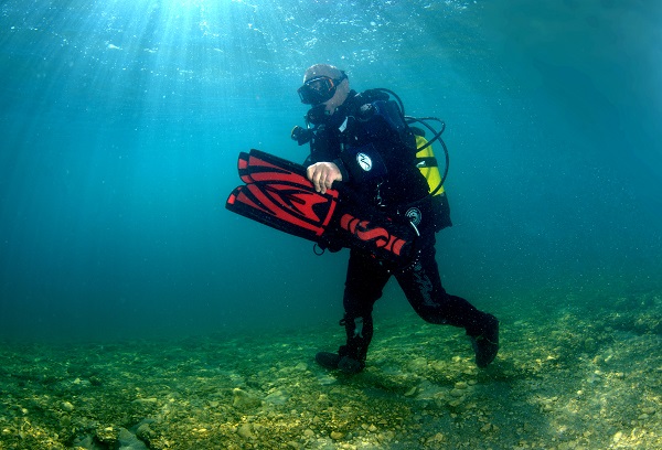 Foto - O gölün altındaki gizli hazine! Dalgıçlar antik yolda böyle yürüdü