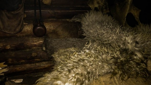 O hala Ortacağ'da yaşıyor