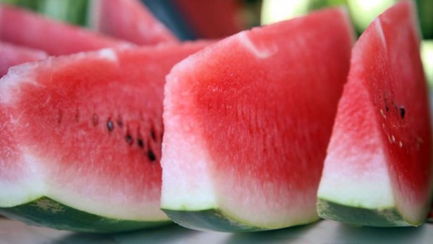 Foto - O hastalığa birebir! Karpuzu çekirdeğiyle birlikte yerseniz bakın ne oluyor