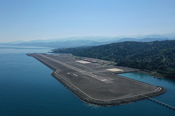 Foto - O havalimanını 2,3 milyon yolcu kullandı