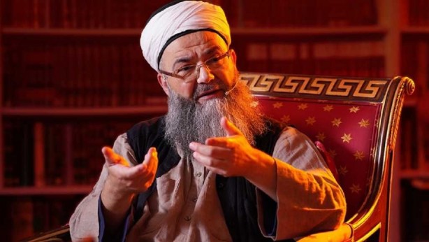 O hocadan ilginç iddia! "Yukarıdan Cübbeli Ahmet'e operasyon yapılacak diye haber geldi" dediler