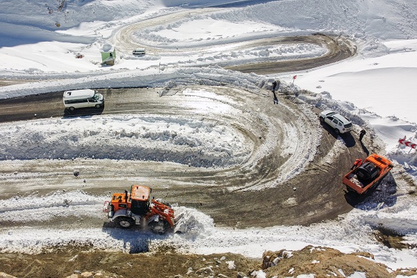 Foto - O ilçede kar kalınlığı yarım metreyi geçti! 