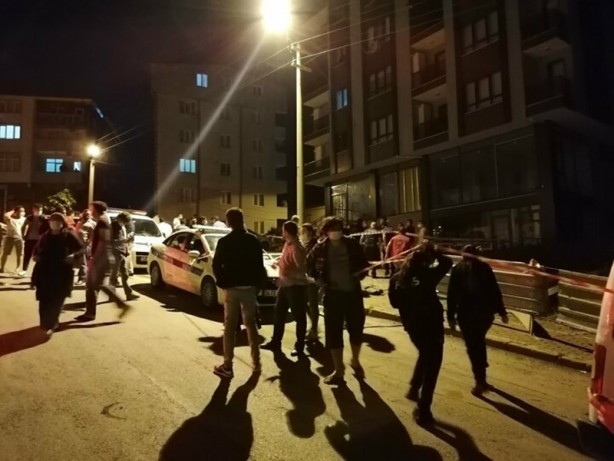 Foto - O ilde büyük korku... Deprem zannedip kendilerini sokağa attılar! 