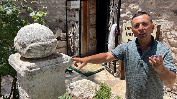 Foto - O ilde olduğunu söyledi kanıtlarını tek tek sıraladı! Yunus Emre'nin gerçek mezarı nerede?