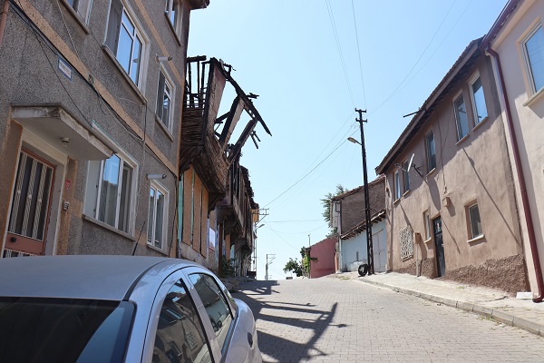 Foto - O ilde tarihi evler tek tek çöküyor! 