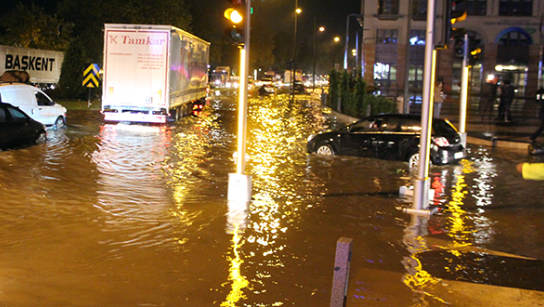 Foto - O ile turuncu kodlu sağanak uyarısı! Bugün hava nasıl olacak?