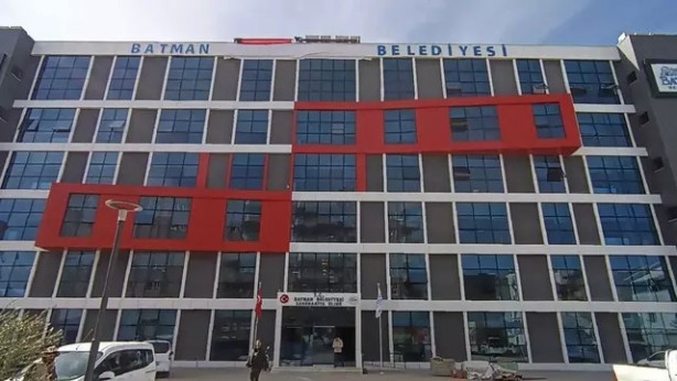 Foto - O ilimiz büyükşehir mi oluyor? "Açıklanmak için Erdoğan’ı bekliyor" dediler! Tabelası bile asılmıştı, ancak işin aslı ortaya çıktı! Meğer… 