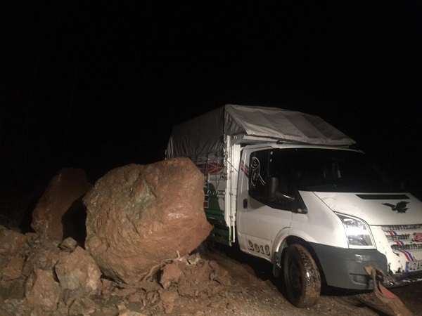 Foto - O ilimizde 17 köyün yolu kapandı! 