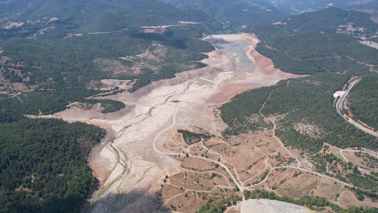 Foto - O ilimizde barajlar yüzde 0,25’ten yüzde 62,07’ye ulaştı! İki kare arasında sadece 1 yıl var