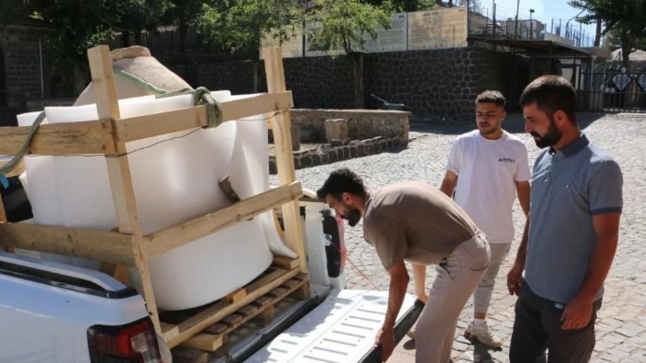 O ilimizde bulundu! Evdeki dev tarihi eser müzeye taşındı