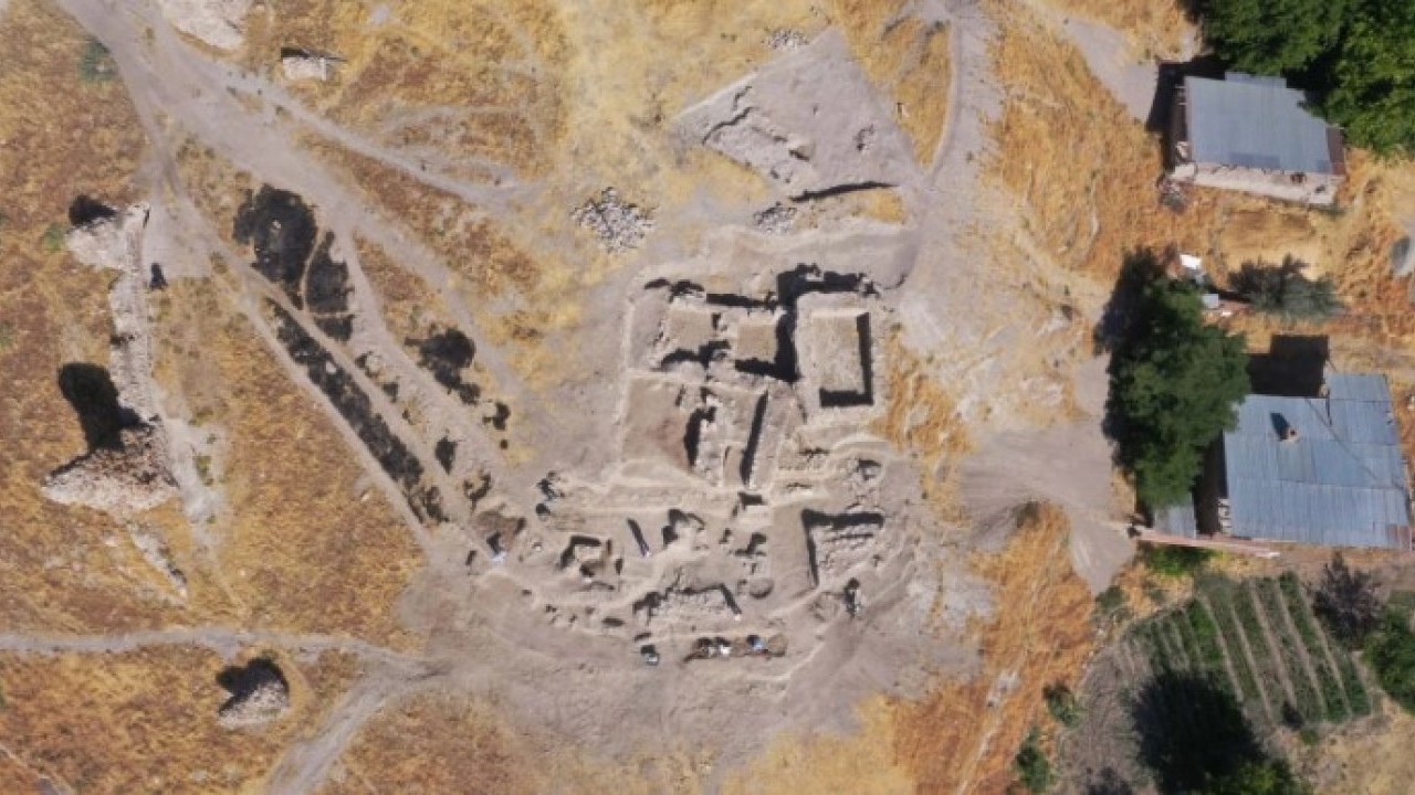 O ilimizde bulundu! Tam 6 bin yıllık tapınak keşfedildi