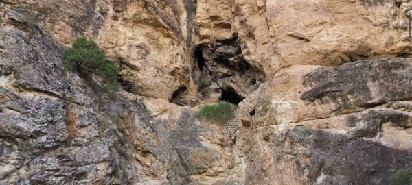 Foto - O ilimizde bulunuyor! Herkes bu gizemli mağaranın içindekileri konuşuyor! Gizli geçitle…