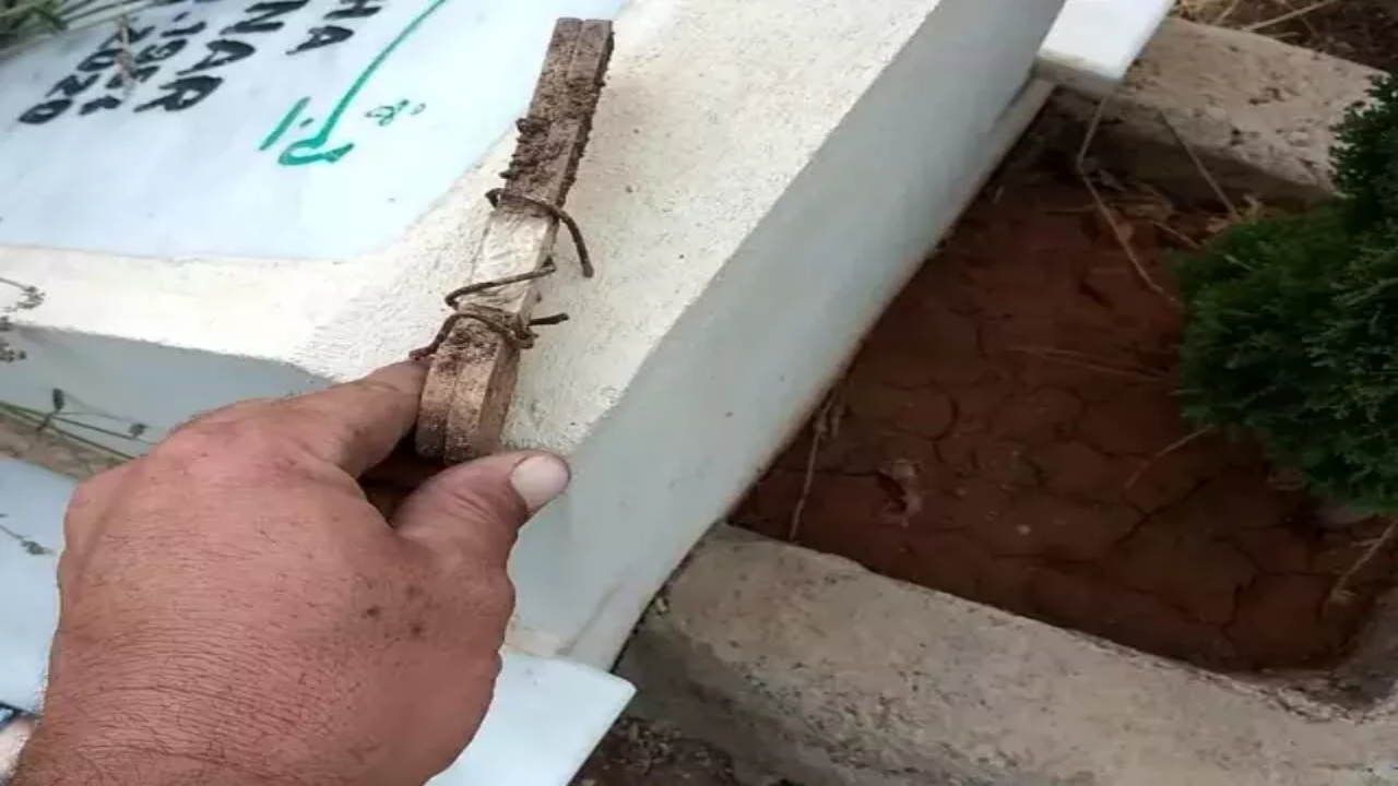 Foto - O ilimizde büyü rezaleti! Kazdıkça, toprağın altından her türlüsü fışkırdı