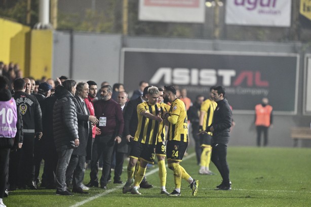 Foto - O ilimizde futbola artık el konuldu! İstifa haberinin gelmesi an meselesi: Harekete geçtiler: Görüntüler az önce geldi! 