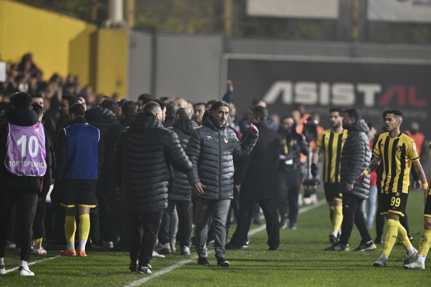 Foto - O ilimizde futbola artık el konuldu! İstifa haberinin gelmesi an meselesi: Harekete geçtiler: Görüntüler az önce geldi! 