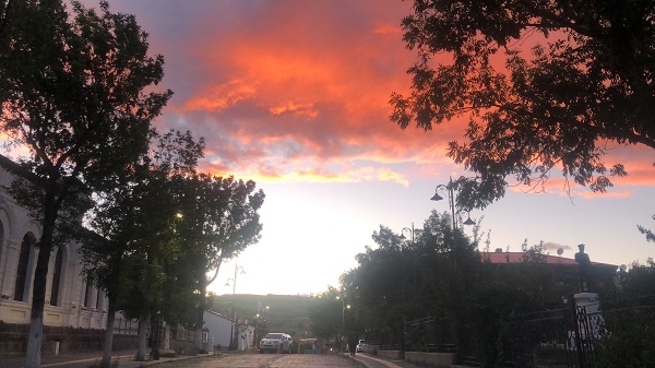 Foto - O ilimizde gökyüzü adeta kızıla büründü