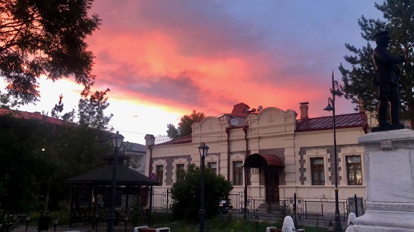 Foto - O ilimizde gökyüzü adeta kızıla büründü