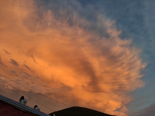 Foto - O ilimizde gökyüzü kızıla boyandı