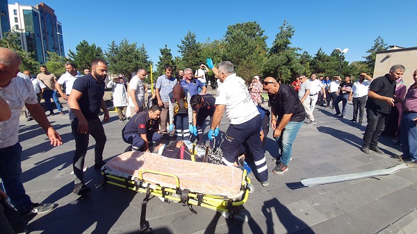 Foto - O ilimizde halk otobüsü dehşet saçtı