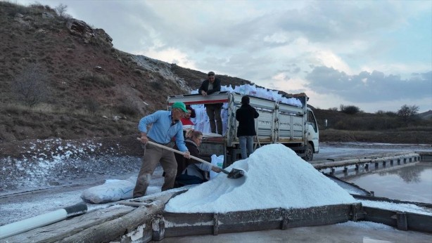 O ilimizde havalara uçuran gelişme! Fışkırmaya başladı! Tutabilene aşk olsun! Şimdiden paraya doydular bile 