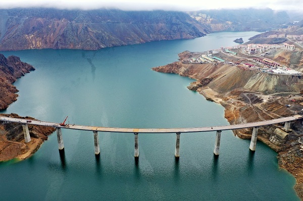 Foto - O ilimizde iki yaka bir araya geldi!