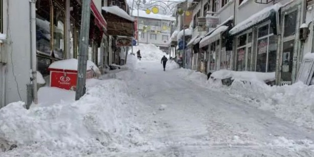 Foto - O ilimizde kar kalınlığı 1 metreyi geçti