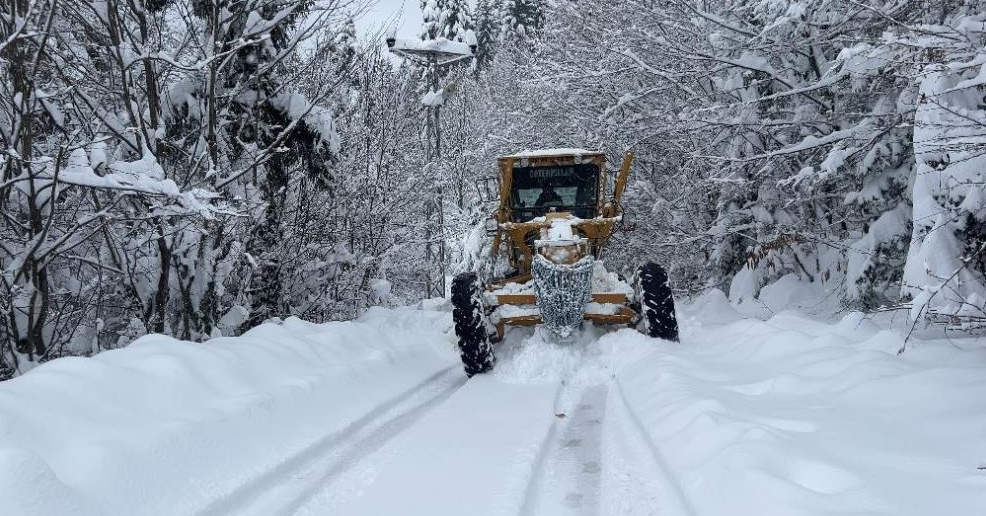 Foto - O ilimizde kar kalınlığı 2 metreyi aştı! genelinde 220 köye ulaşım sağlanamıyor