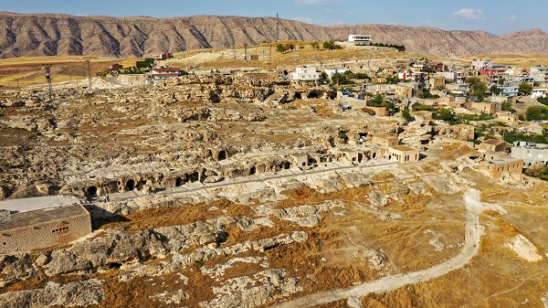 Foto - O ilimizde mağaralar otele dönüştürüldü