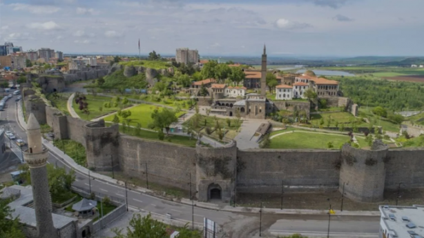Foto - O ilimizde petrol olduğu düşünülen arazilere el konuldu! 6 bölge, 9 kuyu.. 'Her yerden petrol fışkırdı' haberinin gelmesi an meselesi
