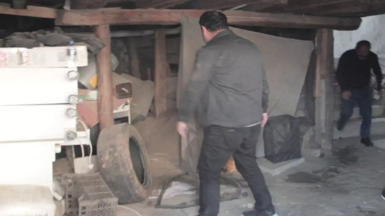 Foto - O ilimizde polisleri apar topar harekete geçiren olay! Tam 30 metre! "Kimse geçmez buradan, 3-4 gündür..."