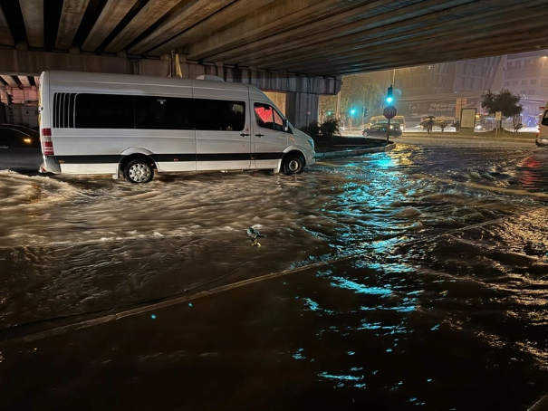 Foto - O ilimizde sel baskını! Eğitime 1 gün ara