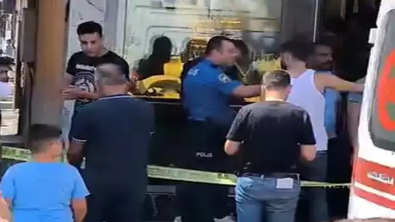 Foto - O ilimizde "Vay utanmazlar vay" dedirten olay! Soygun paralarını odaya döküp say say bitiremediler