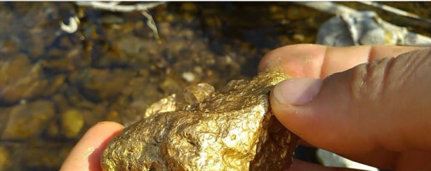Foto - O ilimizdeki derelerden adeta altın akıyor! Vatandaşlar altın toplamak için bölgeye akın etmeye başladı