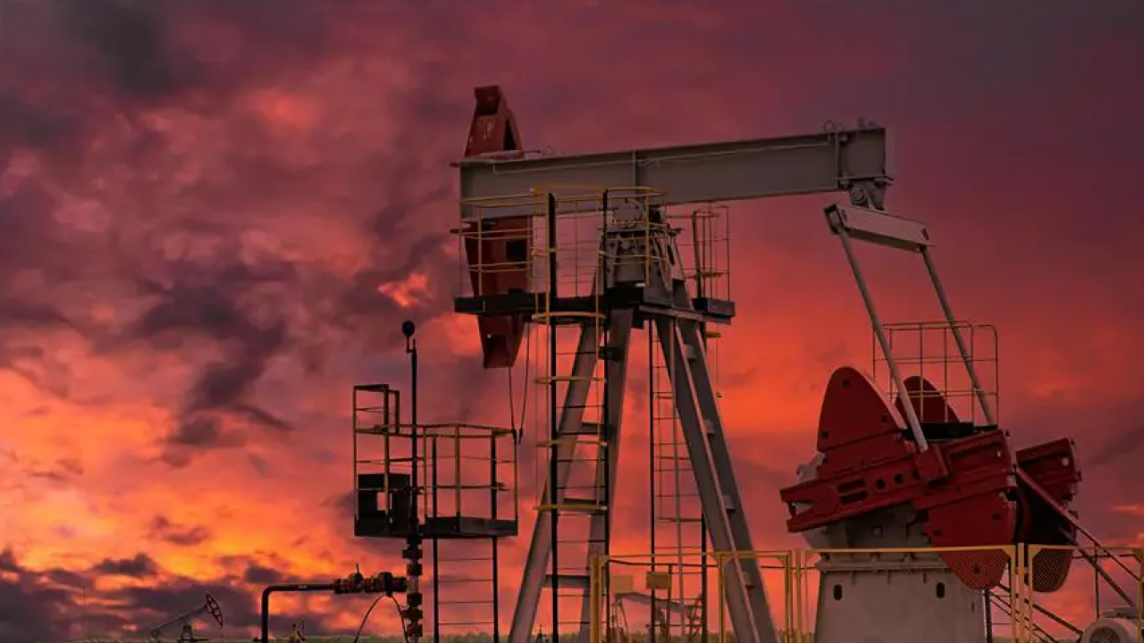 O ilimizdeki petrol artık yere göğe sığmıyor: Depolardan taşmaya başlayınca acil karar alındı