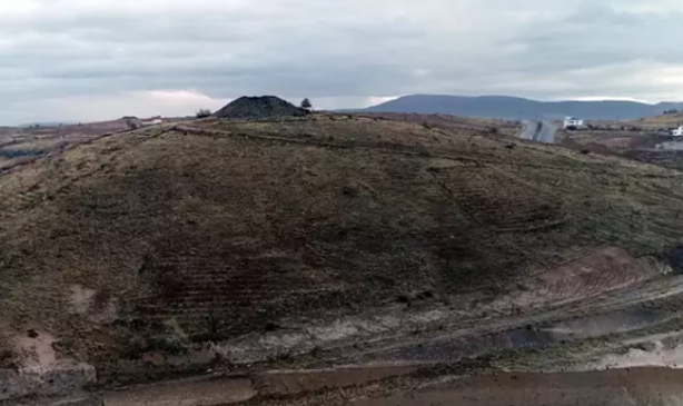 Foto - O ilimizdeki piramitler olay olmaya başladı ! 'İçinde hazine var' diyerek her yerden geliyorlar