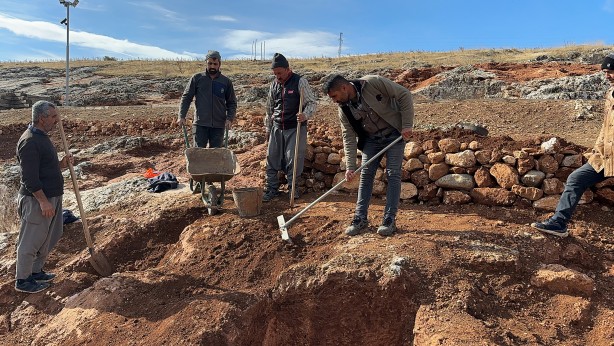 O ilimizdeki topraklardan adeta tarih akıyor! Bölgeye akın etmeye başladılar: Her yerden tarih fışkırıyor…