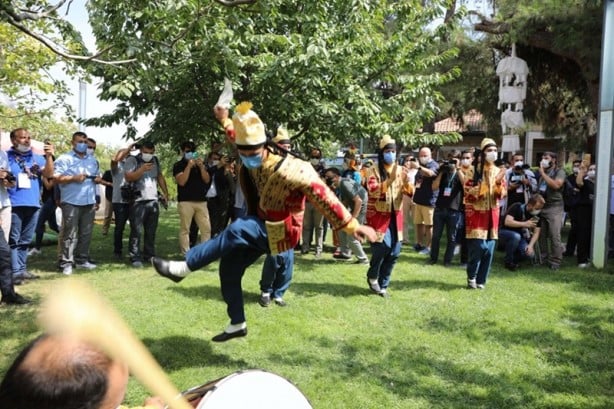 Foto - O ilimizden büyük ses getirecek açıklama "Aslında aşıyı bulduk"
