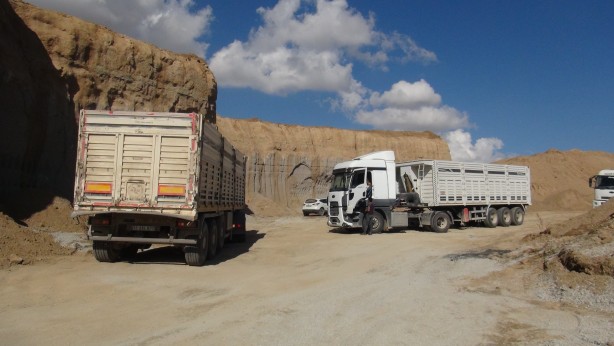Foto - O ilimizden büyük ses getirecek açıklama! TIR’ların ardı arkası kesilmiyor… Rekor gelir bekleniyor…