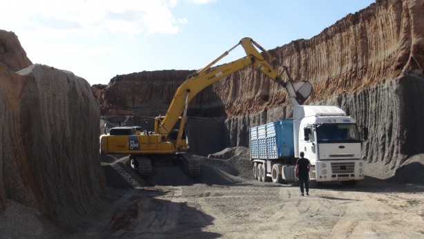 Foto - O ilimizden büyük ses getirecek açıklama! TIR’ların ardı arkası kesilmiyor… Rekor gelir bekleniyor…