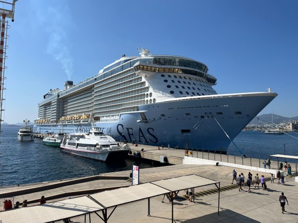 Foto - O ilimize Almanya'da yapılan kruvaziyer gemisi yanaştı: 5 bin 510 yolcu Dikkat çekti