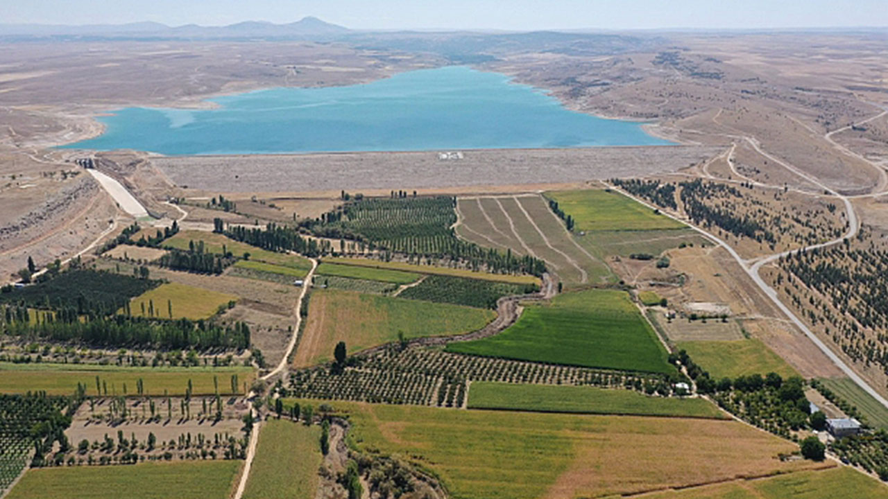Foto - O ilimizin suyunda petrol bulundu! Herkes şokta