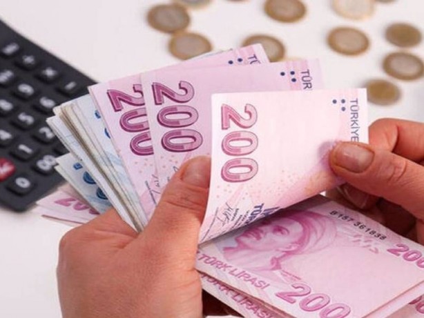 Foto - O işi yapanlar yılda 1,8 milyon TL alıyor! 2023'te en çok kazandıran meslekler belli oldu