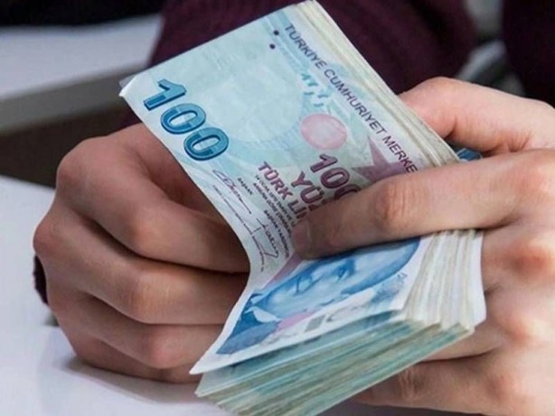 Foto - O işi yapanlar yılda 1,8 milyon TL alıyor! 2023'te en çok kazandıran meslekler belli oldu