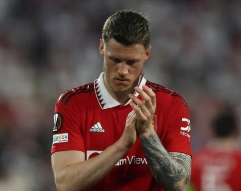 O ismi duyan şaşkına döndü! Hiç kimse bunu beklemiyordu: Menajeri Kadıköy'e geldi bile...