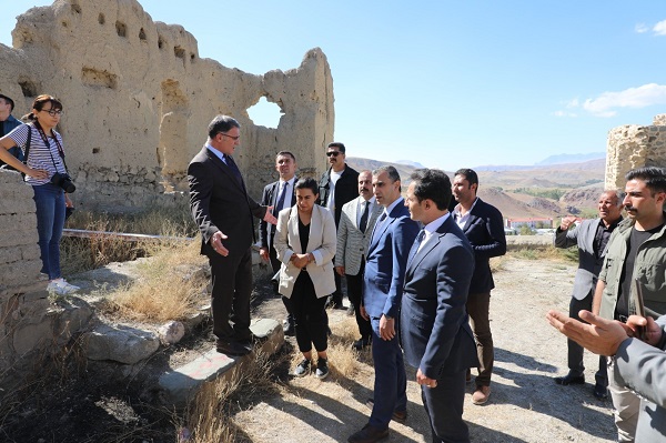 Foto - O kale turizme açılıyor