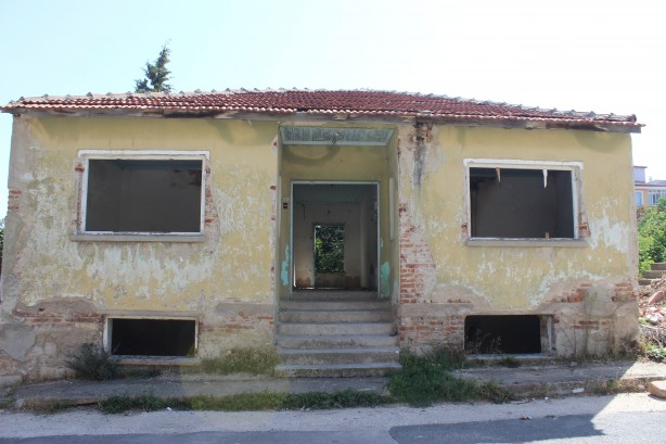 Foto - O kentimizde metruk binalar tehlike saçıyor